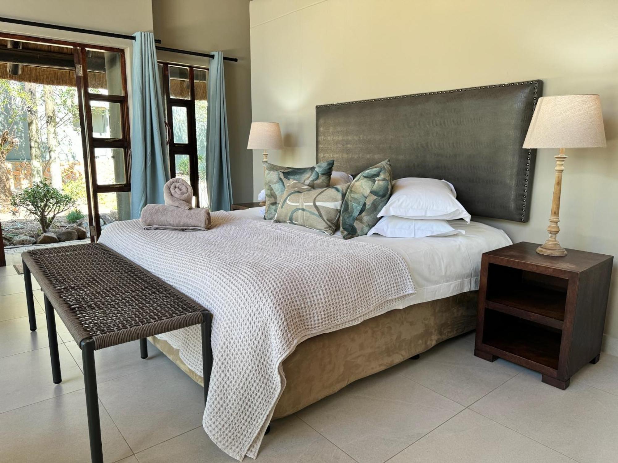 Pangolin Game Lodge - Self Catering, Incl 2 Game Drives Per Day Matlhagame Exterior foto